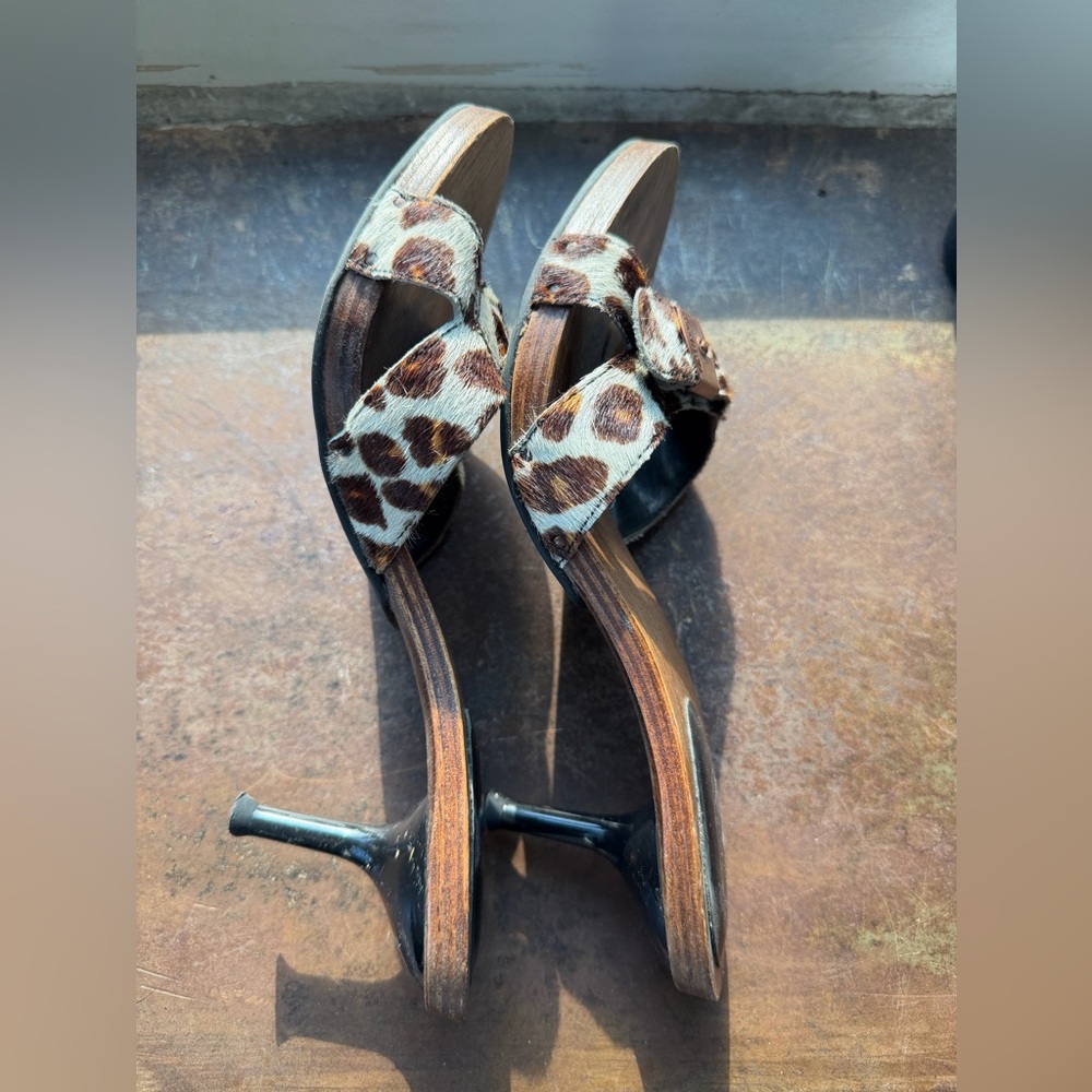Dr. Scholl's Leopard Print Heeled Slide - Picture 4 of 5